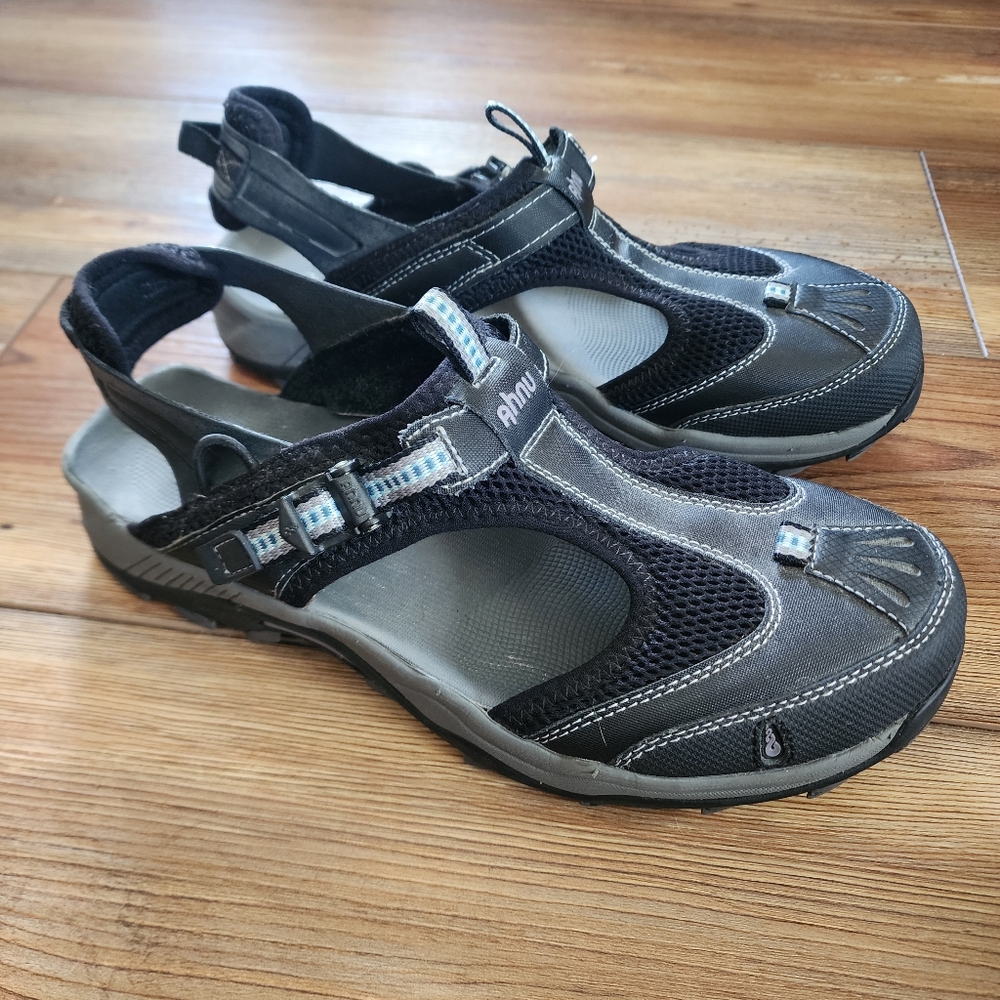 Ahnu Trinity II Sandal Womens 9.5 Black Gray Outdoor Hiking